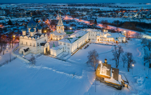 Новогодняя столица России готовится ко встрече Нового года